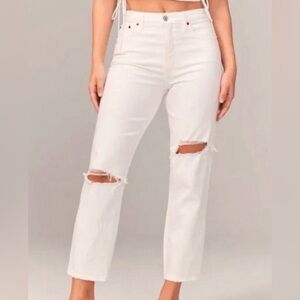 Abercrombie The Mom High Rise White Jean Regular